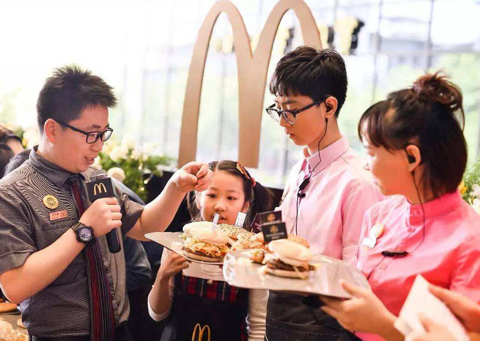 征服世界的麦当劳品牌策略_昆明品牌策略 a3.jpg